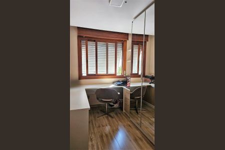 Quarto 2 de apartamento para alugar com 2 quartos, 51m² em Petrópolis, Porto Alegre