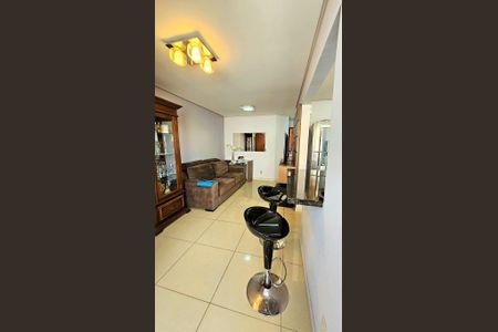 Sala de apartamento para alugar com 2 quartos, 51m² em Petrópolis, Porto Alegre