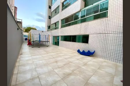 Apartamento para alugar com 102m², 3 quartos e 2 vagas Apartamento para alugar com 102m², 3 quartos e 2 vagasÁrea comum
