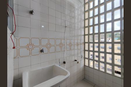 Apartamento à venda com 83m², 2 quartos e 1 vagaÁrea de Serviço