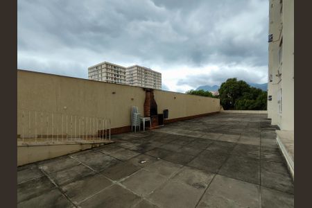 Apartamento à venda com 83m², 2 quartos e 1 vagaÁrea comum - Churrasqueira