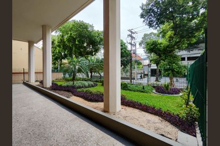 Apartamento à venda com 83m², 2 quartos e 1 vagaÁrea comum