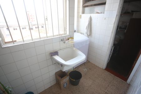 Apartamento à venda com 90m², 3 quartos e 1 vagaÁrea de Serviço