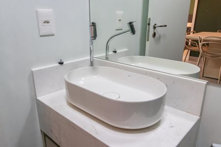 Lavabo de apartamento para alugar com 1 quarto, 51m² em Alphaville Industrial, Barueri