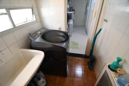 Apartamento à venda com 80m², 2 quartos e 1 vagaÁrea de Serviço