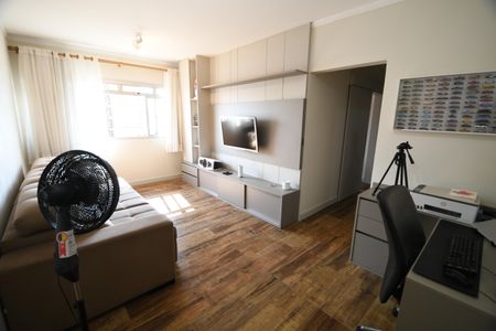Sala de apartamento à venda com 2 quartos, 75m² em Bosque, Campinas