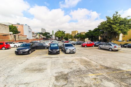 Apartamento à venda com 47m², 2 quartos e 1 vaga Apartamento à venda com 47m², 2 quartos e 1 vagaEntrada