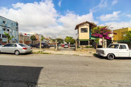 Apartamento à venda com 47m², 2 quartos e 1 vaga Apartamento à venda com 47m², 2 quartos e 1 vagaFachada