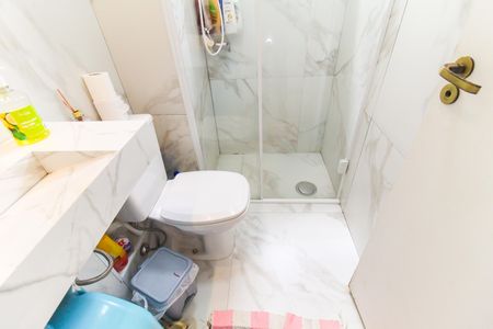 Apartamento à venda com 47m², 2 quartos e 1 vaga Apartamento à venda com 47m², 2 quartos e 1 vagaBanheiro