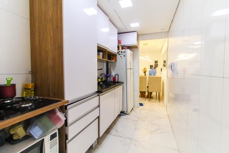 Apartamento à venda com 47m², 2 quartos e 1 vaga Apartamento à venda com 47m², 2 quartos e 1 vagaCozinha e Área de Serviço