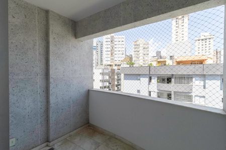 Apartamento à venda com 90m², 3 quartos e 2 vagasVaranda da sala