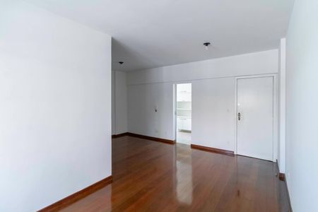 Apartamento à venda com 90m², 3 quartos e 2 vagasSala