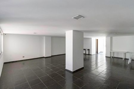 Apartamento à venda com 90m², 3 quartos e 2 vagasÁrea comum - Salão de festas