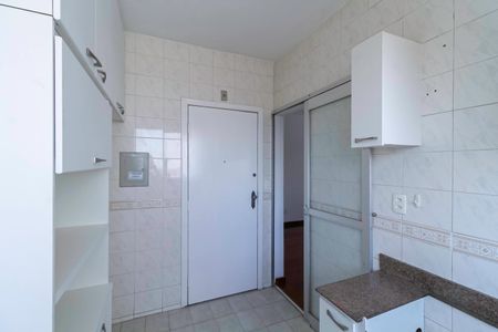 Apartamento à venda com 90m², 3 quartos e 2 vagasCozinha