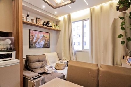 Sala de apartamento para alugar com 2 quartos, 33m² em Piqueri, São Paulo