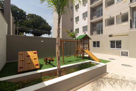 Apartamento para alugar com 58m², 2 quartos e 1 vaga Apartamento para alugar com 58m², 2 quartos e 1 vagaÁrea comum - Playground