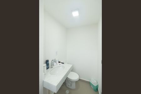 Apartamento para alugar com 58m², 2 quartos e 1 vaga Apartamento para alugar com 58m², 2 quartos e 1 vagaBanheiro da Suíte