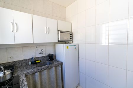 Cozinha de kitnet/studio para alugar com 1 quarto, 30m² em Menino Deus, Porto Alegre