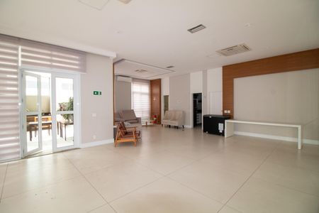 Apartamento para alugar com 51m², 1 quarto e 1 vaga Apartamento para alugar com 51m², 1 quarto e 1 vagaÁrea comum - Salão de festas