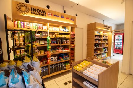 Apartamento para alugar com 51m², 1 quarto e 1 vaga Apartamento para alugar com 51m², 1 quarto e 1 vagaÁrea comum - Minimercado