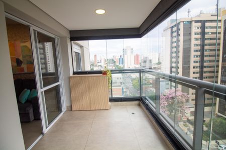 Apartamento para alugar com 51m², 1 quarto e 1 vaga Apartamento para alugar com 51m², 1 quarto e 1 vagaVaranda