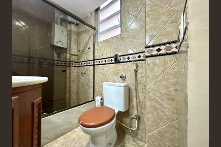 Apartamento à venda com 100m², 3 quartos e sem vagaBanheiro da Suíte