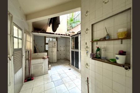 Apartamento à venda com 100m², 3 quartos e sem vagaÁrea de serviço