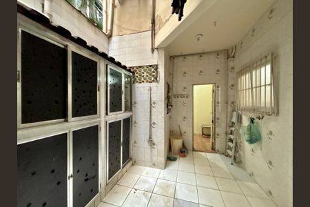 Apartamento à venda com 100m², 3 quartos e sem vagaÁrea de serviço