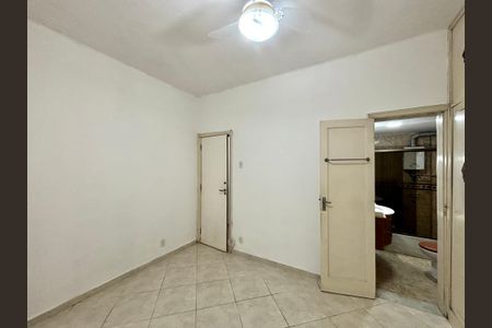 Apartamento à venda com 100m², 3 quartos e sem vagaSuite