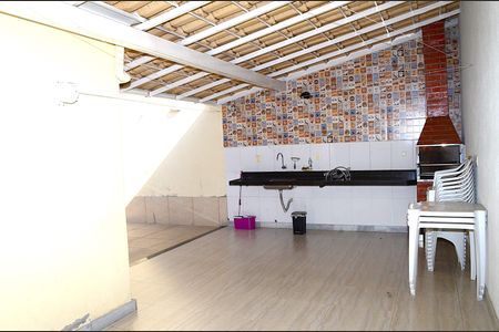 Casa à venda com 280m², 2 quartos e 2 vagasÁrea gourmet