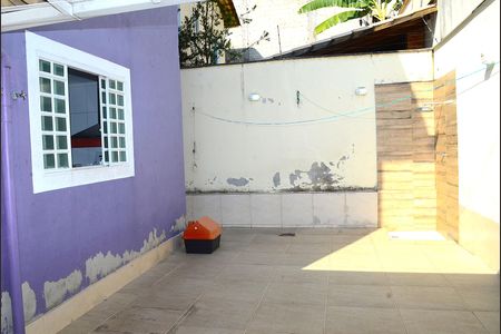 Casa à venda com 280m², 2 quartos e 2 vagasÁrea externa