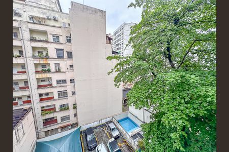 Apartamento à venda com 51m², 1 quarto e 1 vaga Apartamento à venda com 51m², 1 quarto e 1 vagaVaranda
