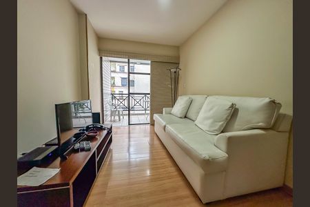Apartamento para alugar com 51m², 1 quarto e 1 vagaSala