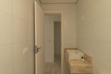 Casa para alugar com 225m², 3 quartos e 4 vagas Casa para alugar com 225m², 3 quartos e 4 vagasBanheiro da Suíte 2