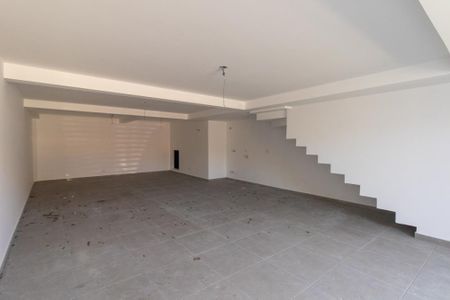 Casa para alugar com 225m², 3 quartos e 4 vagas Casa para alugar com 225m², 3 quartos e 4 vagasGaragem e Area de Serviço