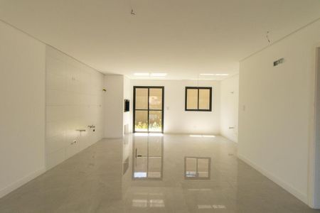 Casa para alugar com 225m², 3 quartos e 4 vagas Casa para alugar com 225m², 3 quartos e 4 vagasSala/Cozinha