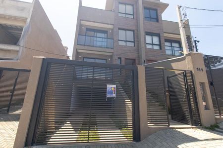 Casa para alugar com 225m², 3 quartos e 4 vagas Casa para alugar com 225m², 3 quartos e 4 vagasFachada