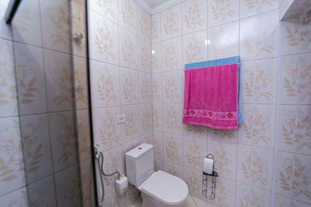 Casa à venda com 120m², 2 quartos e 2 vagas Casa à venda com 120m², 2 quartos e 2 vagasBanheiro