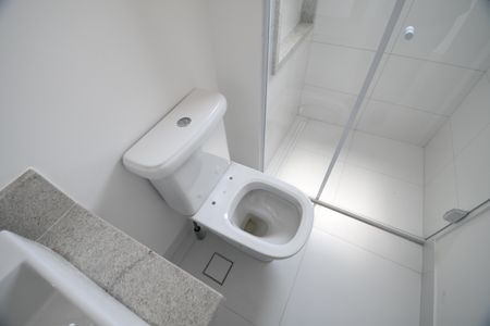 Apartamento à venda com 80m², 2 quartos e 2 vagasBanheiro da Suíte 1