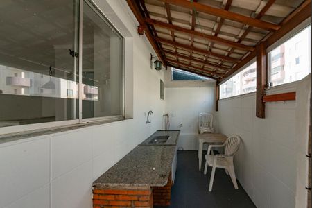 Apartamento para alugar com 142m², 3 quartos e 2 vagasVaranda