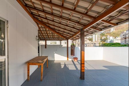 Apartamento para alugar com 142m², 3 quartos e 2 vagasVaranda