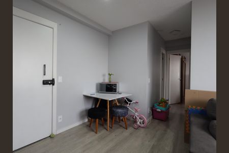 Sala de apartamento para alugar com 2 quartos, 40m² em Parque Reboucas, São Paulo