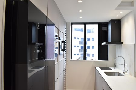 Apartamento para alugar com 83m², 2 quartos e 2 vagasCozinha