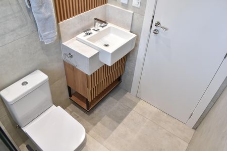 Apartamento para alugar com 83m², 2 quartos e 2 vagasBanheiro da Suíte