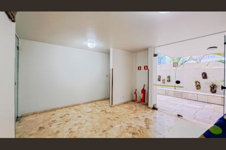 Apartamento à venda com 80m², 3 quartos e 1 vaga Apartamento à venda com 80m², 3 quartos e 1 vagaÁrea comum