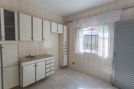 Casa à venda com 210m², 3 quartos e 5 vagasCozinha