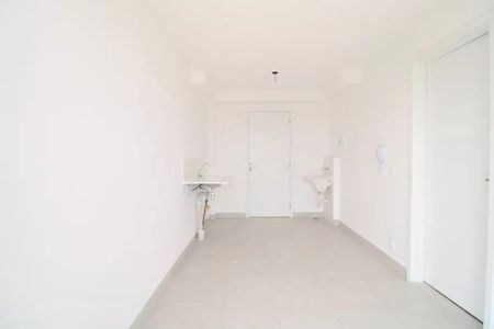 Cozinha e Área de Serviço de apartamento para alugar com 1 quarto, 34m² em Jardim Itacolomi, São Paulo