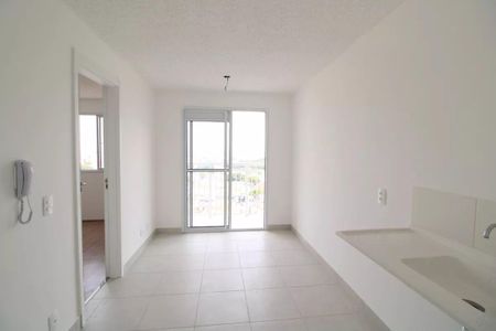 Sala de apartamento para alugar com 1 quarto, 34m² em Jardim Itacolomi, São Paulo