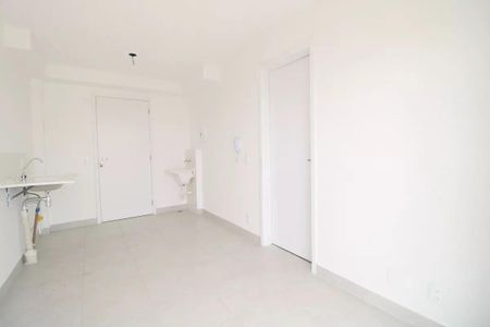 Sala de apartamento para alugar com 1 quarto, 34m² em Jardim Itacolomi, São Paulo
