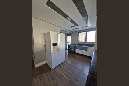 Apartamento à venda com 215m², 3 quartos e 3 vagas Apartamento à venda com 215m², 3 quartos e 3 vagasCozinha